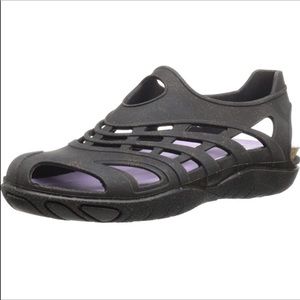 Bare footers Kilkee Slip On Fisherman’s Shoe Sz 36